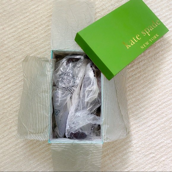 NWT Kate Spade Dale suede pumps - Picture 8 of 14